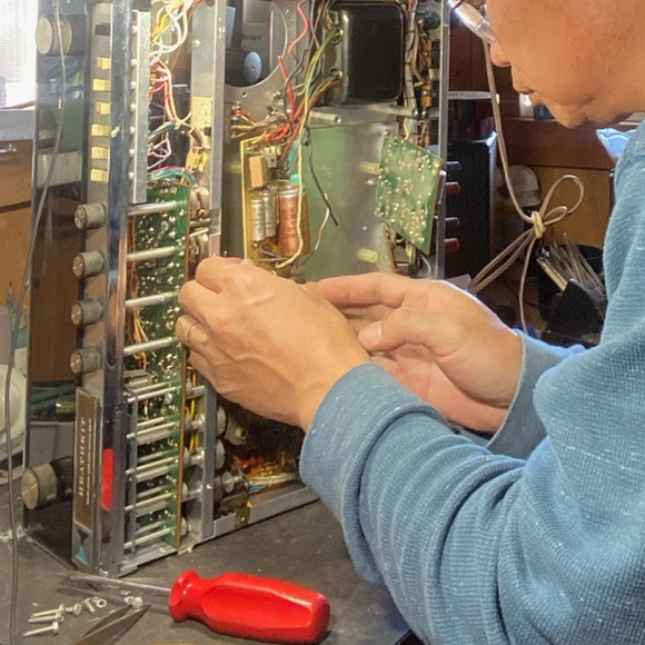 Marantz 4300 receiver Soon to be refurbished scheduled for Saturday November 16 - Picture 3 of 3